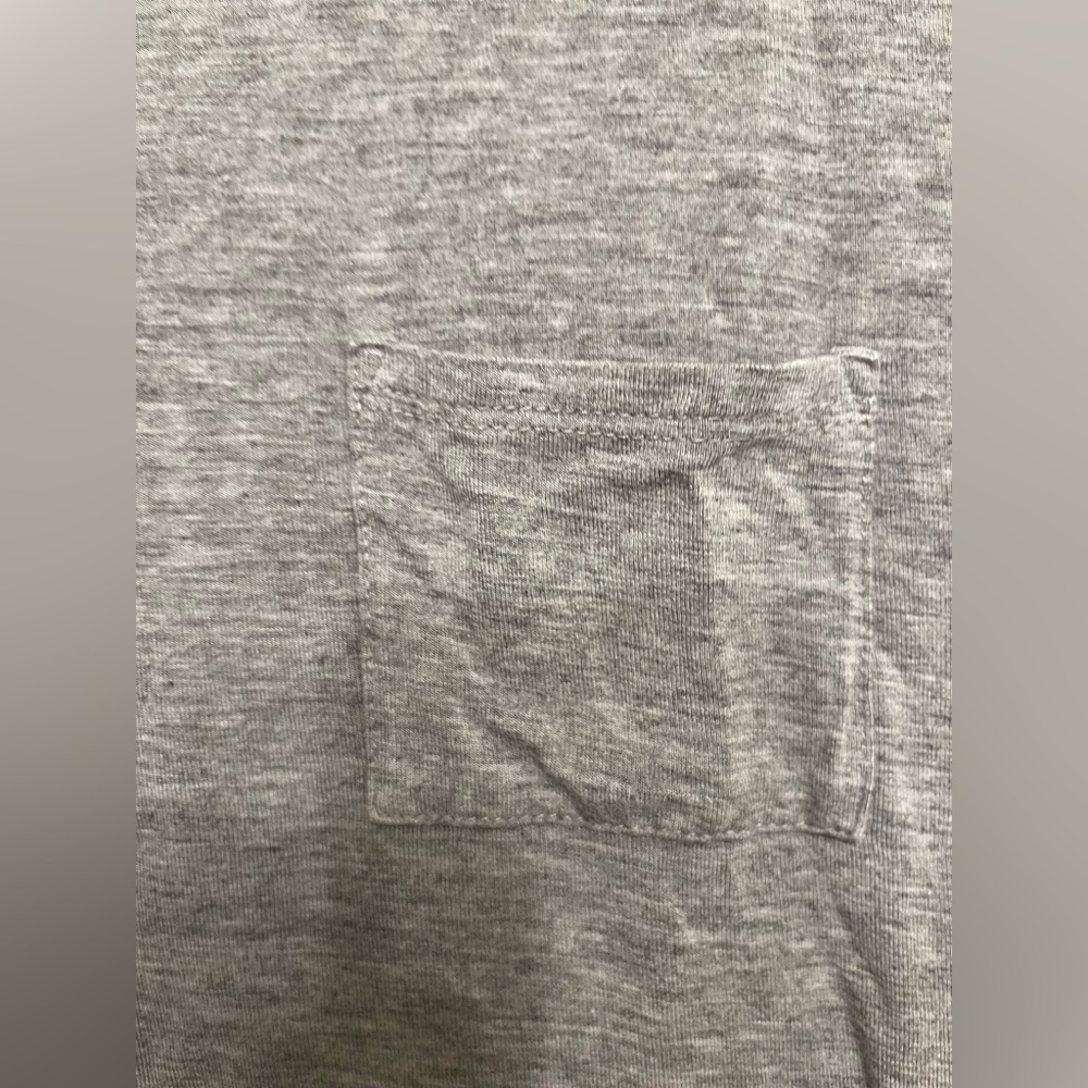 **C&C California** Gray T-Shirt - Picture 3 of 5